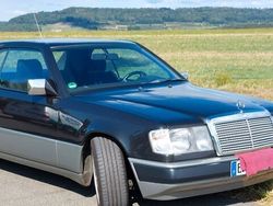 Schwarz Gebraucht 1988 Mercedes 230 Coupé | 13.600 €