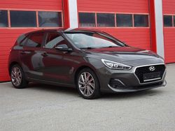 Braun Gebraucht 2018 Hyundai i30 Passion Plus Limousine | 11.890 € (Guter Preis)