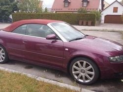 Rot Gebraucht 2004 Audi A4 Cabriolet Sport Cabrio | 2.799 € (Guter Preis)