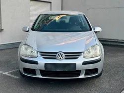 Silber Gebraucht 2005 VW Golf V Kleinwagen | 2.299 € (Fairer Preis)