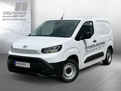 Icy white Gebraucht 2024 Toyota Proace City Van | 22.888 € (Fairer Preis)