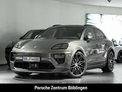 Aventuringrünmetallic Gebraucht 2024 Porsche Macan SUV | 92.880 € (Fairer Preis)