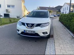 Weiß Gebraucht 2015 Nissan X-Trail SUV | 10.999 € (Fairer Preis)