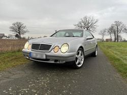 Grau Gebraucht 1999 Mercedes CLK230 Coupé | 3.200 € (Guter Preis)