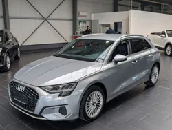 Silber Gebraucht 2023 Audi A3 Sportback Advanced Limousine | 28.900 € (Guter Preis)