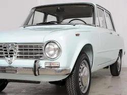 Blau Gebraucht 1967 Alfa Romeo Giulia Limousine | 32.900 €
