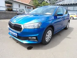 Blau Gebraucht 2022 Skoda Fabia Ambition Limousine | 15.490 € (Fairer Preis)