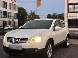 Weiß Gebraucht 2010 Nissan Qashqai SUV | 5.499 € (Fairer Preis)
