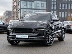 Tiefschwarzmetallic Gebraucht 2021 Porsche Macan Basis SUV | 56.980 € (Fairer Preis)