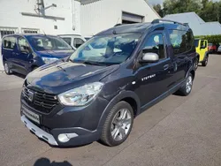 Grau Gebraucht 2020 Dacia Dokker Stepway Van | 17.490 € (Teuer)