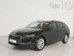Gebraucht 2024 Skoda Octavia Selection Kombi | 31.665 € (Guter Preis)