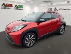 Urban khaki / night sky black Neu 2025 Toyota Aygo Team Kleinwagen | 17.950 €