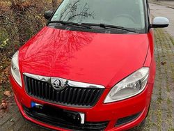 Rot Gebraucht 2013 Skoda Fabia Ambition Kleinwagen | 3.599 € (Guter Preis)