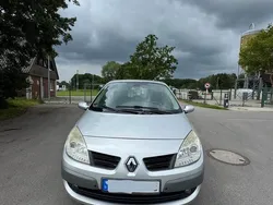 Silber Gebraucht 2006 Renault Mégane GrandTour Kombi | 3.000 € (Etwas zu teuer)