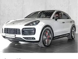 Grau Gebraucht 2021 Porsche Cayenne SUV | 84.590 € (Fairer Preis)