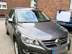 Grau Gebraucht 2011 VW Tiguan SUV | 8.000 € (Guter Preis)