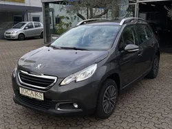Grau Gebraucht 2016 Peugeot 2008 Active SUV | 8.950 € (Fairer Preis)