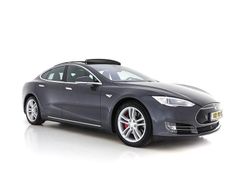 Grau Gebraucht 2016 Tesla Model S Performance Kleinwagen | 18.444 € (Guter Preis)