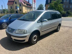 Silber Gebraucht 2004 VW Sharan Family Van / Kleinbus | 2.900 € (Guter Preis)