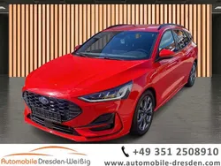 Racerot Gebraucht 2024 Ford Focus ST-Line X Kombi | 24.980 € (Guter Preis)