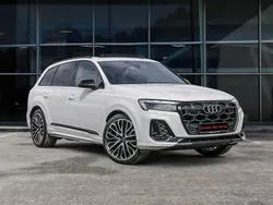 Carraraweiß Gebraucht 2024 Audi Q7 S-Line SUV | 65.870 € (Guter Preis)