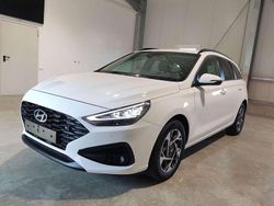 Atlasweiß Gebraucht 2024 Hyundai i30 Edition Kombi | 25.300 € (Guter Preis)