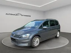 Indiumgrau metallic Gebraucht 2017 VW Touran Comfortline Van / Kleinbus | 14.900 € (Fairer Preis)