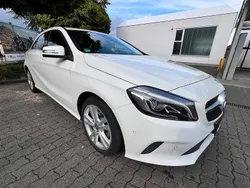 Weiß Gebraucht 2017 Mercedes A180 Urban Limousine | 16.499 € (Guter Preis)
