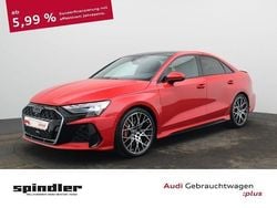 Rot (progressivrot metallic) Gebraucht 2025 Audi RS3 Ambiente Limousine | 68.881 € (Etwas zu teuer)
