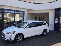 Frostweiß Gebraucht 2020 Ford Focus Cool & Connect Kombi | 17.850 € (Etwas zu teuer)