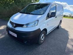 Weiß Gebraucht 2011 Nissan NV200 Comfort Van / Kleinbus | 3.900 € (Fairer Preis)