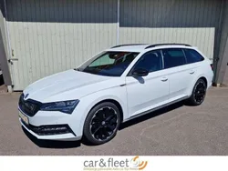 Moonweiss metallic Gebraucht 2021 Skoda Superb SportLine Kombi | 24.990 € (Fairer Preis)
