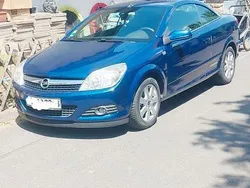 Blau Gebraucht 2007 Opel Astra Cabriolet Edition Cabrio | 2.499 € (Guter Preis)