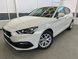 Weiss b4b4 Neu 2025 Seat Leon Style Limousine | 22.850 € (Fairer Preis)