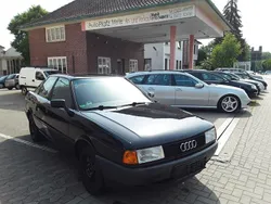 Rot Gebraucht 1991 Audi 80 Limousine | 999 €