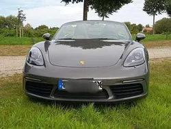 Grau Gebraucht 2016 Porsche 718 Cabrio | 49.500 € (Fairer Preis)