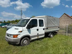 Weiß Gebraucht 2004 Iveco Daily Van / Kleinbus | 3.250 € (Fairer Preis)