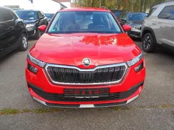 Rot Gebraucht 2019 Skoda Kamiq Ambition SUV | 17.200 € (Fairer Preis)