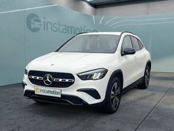 Weiß Gebraucht 2023 Mercedes GLA250 Progressive SUV | 40.200 € (Fairer Preis)