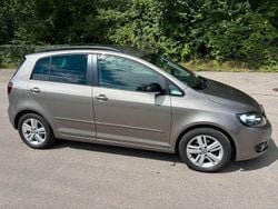 Braun Gebraucht 2012 VW Golf Sportsvan Match Van / Kleinbus | 6.600 €