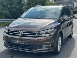 Braun Gebraucht 2016 VW Touran Comfortline Van / Kleinbus | 16.690 € (Fairer Preis)