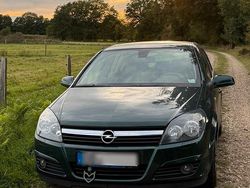 Grün Gebraucht 2004 Opel Astra Cosmo Kombi | 2.999 € (Fairer Preis)