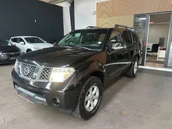 Schwarz Gebraucht 2008 Nissan Pathfinder SE SUV | 5.990 € (Fairer Preis)