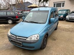 Blau Gebraucht 2002 Opel Combo S Van / Kleinbus | 1.950 € (Fairer Preis)