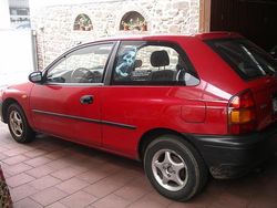 Rot Gebraucht 1997 Mazda 323 Limousine | 999 €