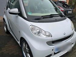 Weiß Gebraucht 2010 Smart ForTwo Coupé Brabus Kleinwagen | 6.500 €