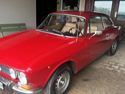 Rot Gebraucht 1975 Alfa Romeo 2000 Coupé | 25.000 €
