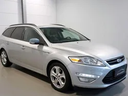 Silber Gebraucht 2012 Ford Mondeo Champions Edition Limousine | 7.600 € (Teuer)