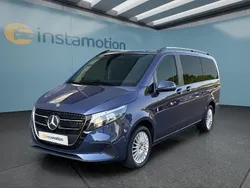 Blau Gebraucht 2024 Mercedes V220 Van / Kleinbus | 63.549 €