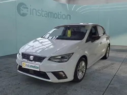 Weiß Gebraucht 2024 Seat Ibiza FR Limousine | 19.200 € (Fairer Preis)